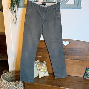 Banana Republic Olive Chino Pants 34x34 Great used condition